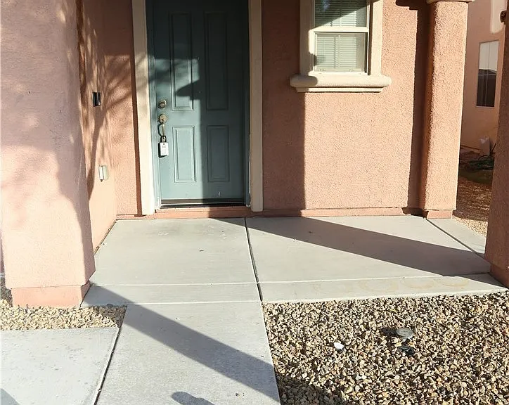 10642 Cave Ridge St — Photo 3