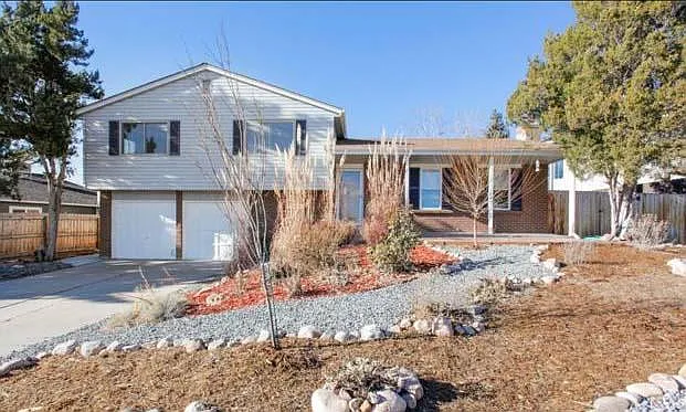 4607 Concord Dr — Photo 2