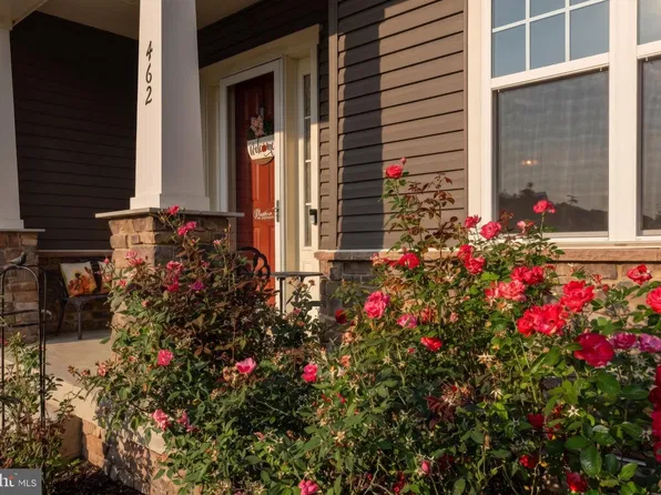 462 Crab Apple Dr, Stafford, VA 22554