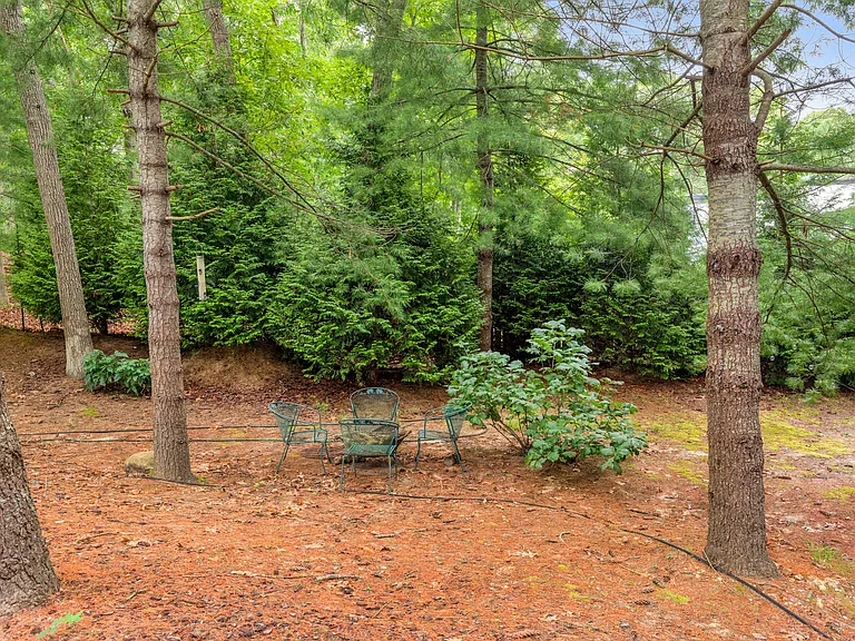 10 Whale Rock Ln — Photo 3