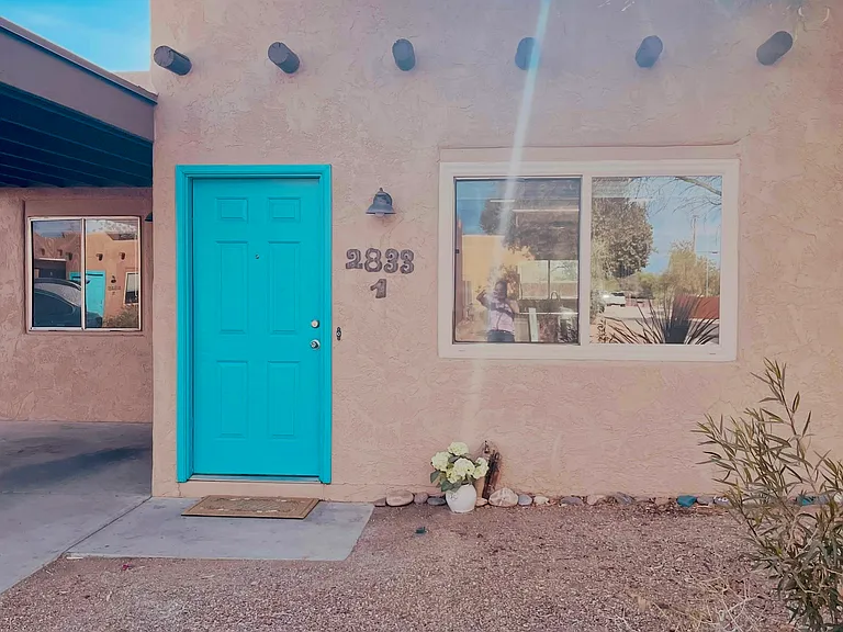 2833 N Estrella Ave #1 — Photo 3