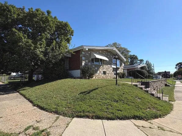 801 Charette Rd, Philadelphia, PA 19115