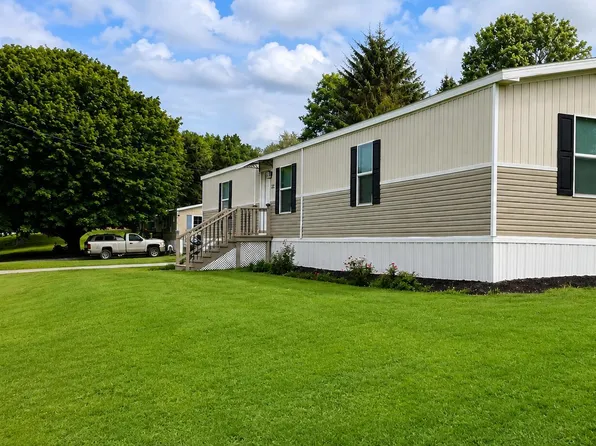4 Big Pine Rd, Honesdale, PA 18431