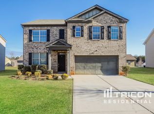 438 Lake Ridge Ln, Fairburn, GA 30213