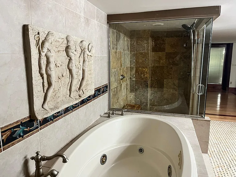 30 Willett St #1 — Photo 19