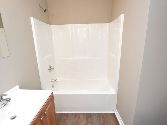 5th image of 2517 Cypress St Unit A