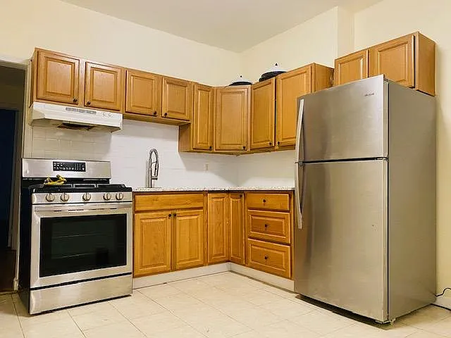 52 3rd St #3 — Photo 2