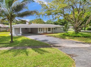 5380 SW 3rd St, Fort Lauderdale, FL 33317