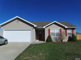 2316 Cranberry Ln, Lebanon, MO 65536