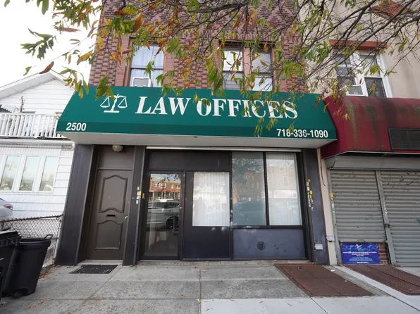 2500 65th Street image 2 of 18