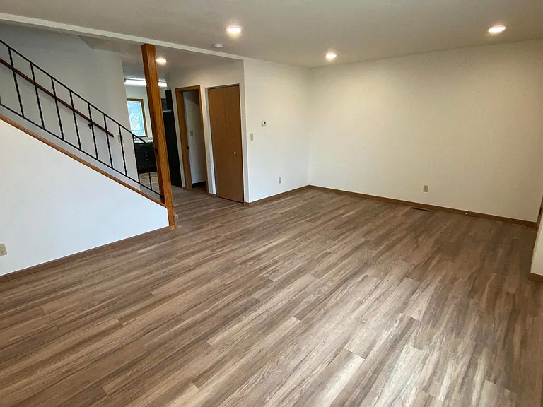 West Fargo, ND Sheyenne Terrace | Living