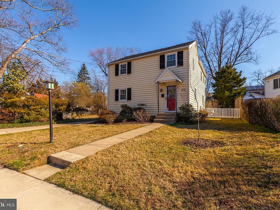 1st image of 315 Croydon Ave