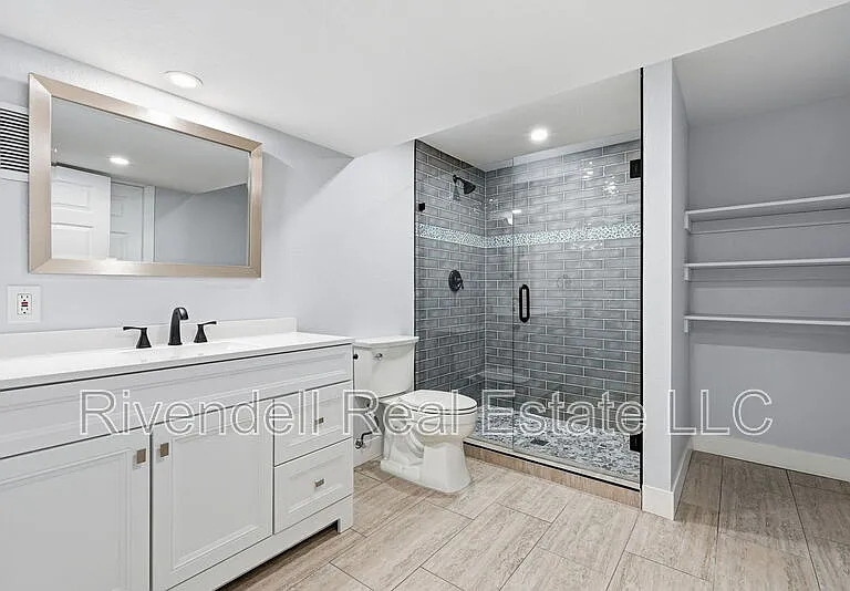 8007 S Datura St — Photo 20