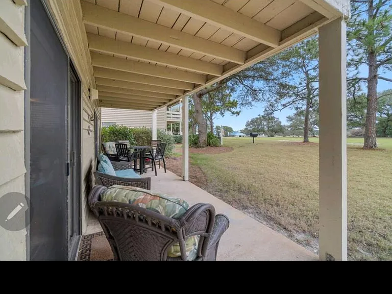 101 Sandpiper Bay #1B — Photo 8