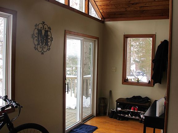 4th image of 27 Williston Rd