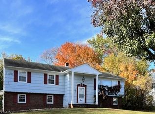 3 Barbara St, Parsippany, NJ 07054