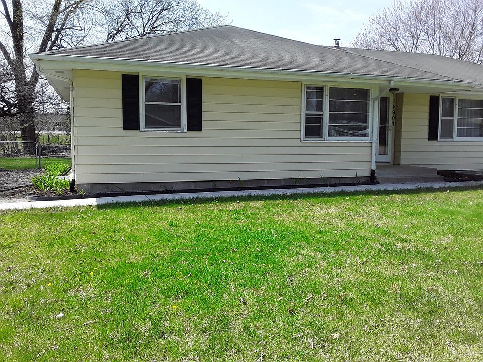 1st image of 14905 31st Ave N