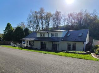 282 Pioneer Rd, Marion, VA 24354