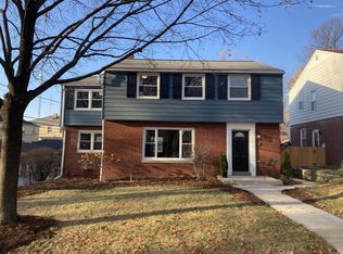 4215 N Olsen Ave, Shorewood, WI 53211