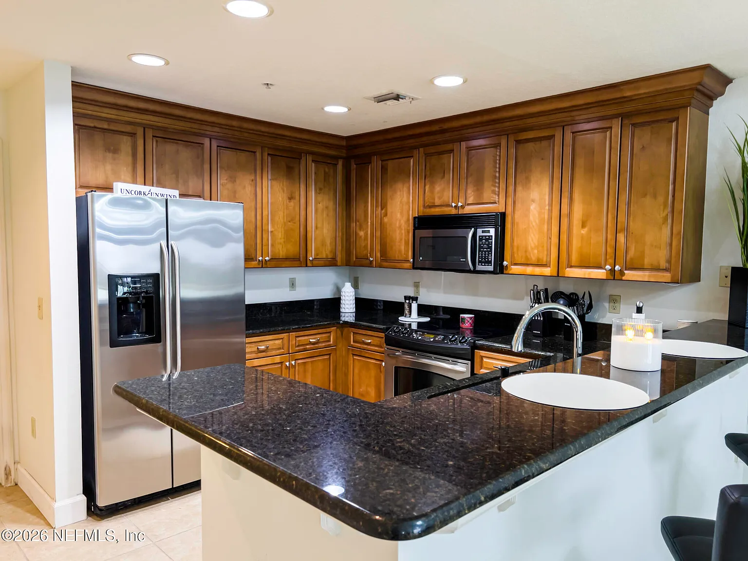 1 bed, 1.0 bath, 1143 sqft, $2,075 — Photo 3
