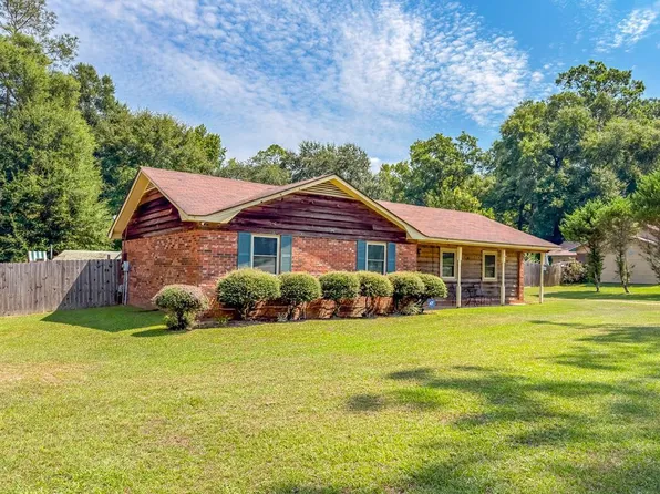 1605 Forest Ln, Bainbridge, GA 39817