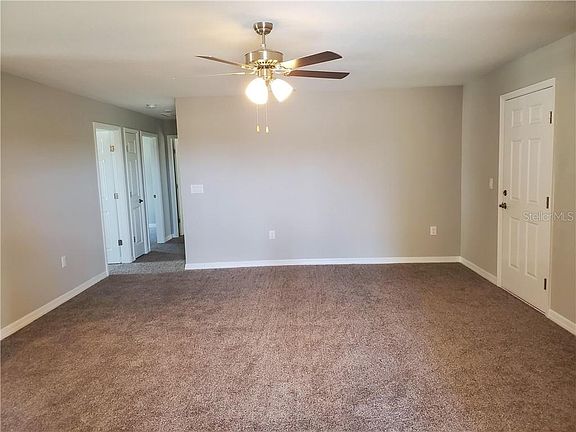 5th image of 1045 E Main St