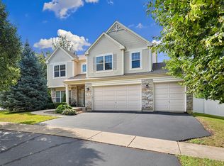 755 Rockhurst Rd, Bolingbrook, IL 60440