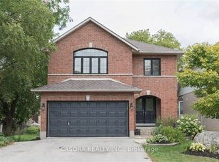71 Stone Church Rd E, Hamilton, ON L9B1A8
