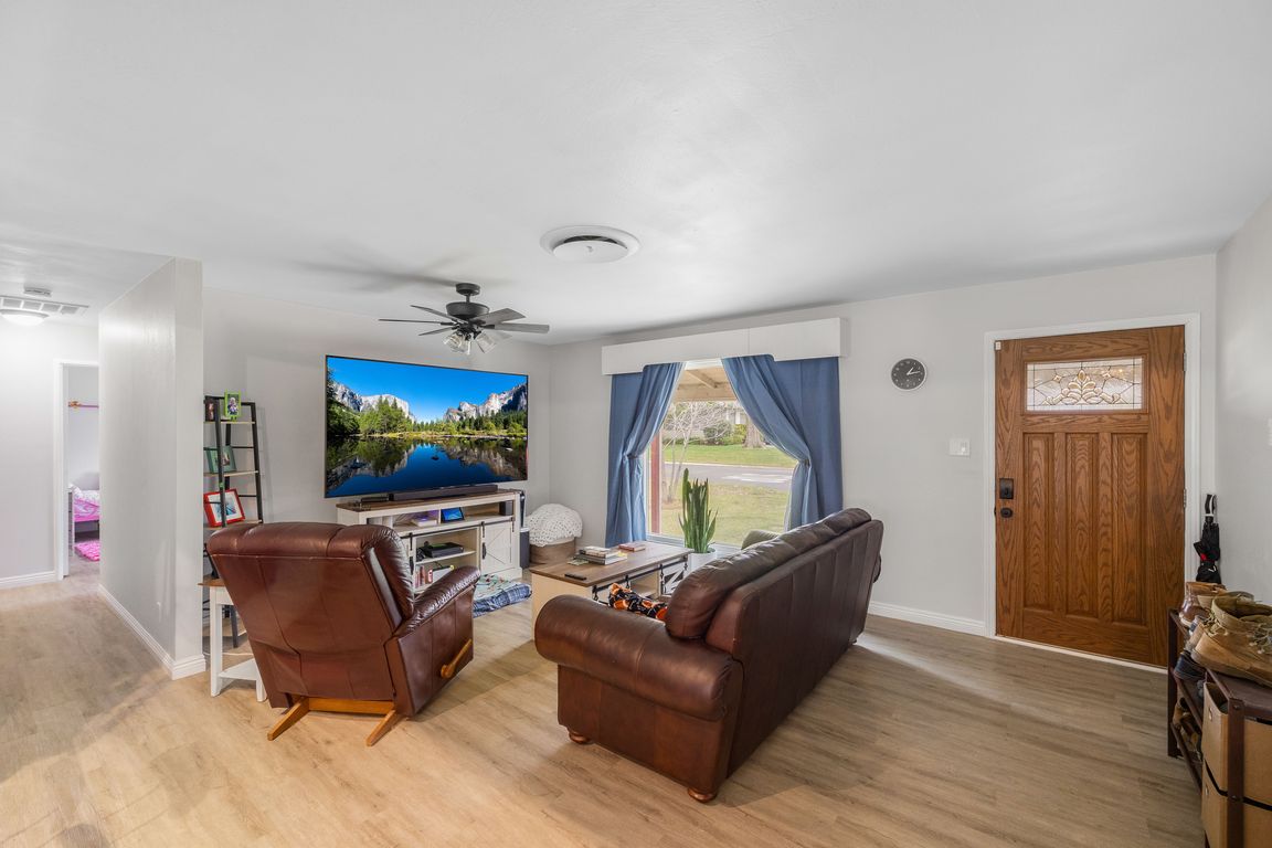 2024-03-01 - 3801 Horton Ln, Carmichael, CA 95608 07