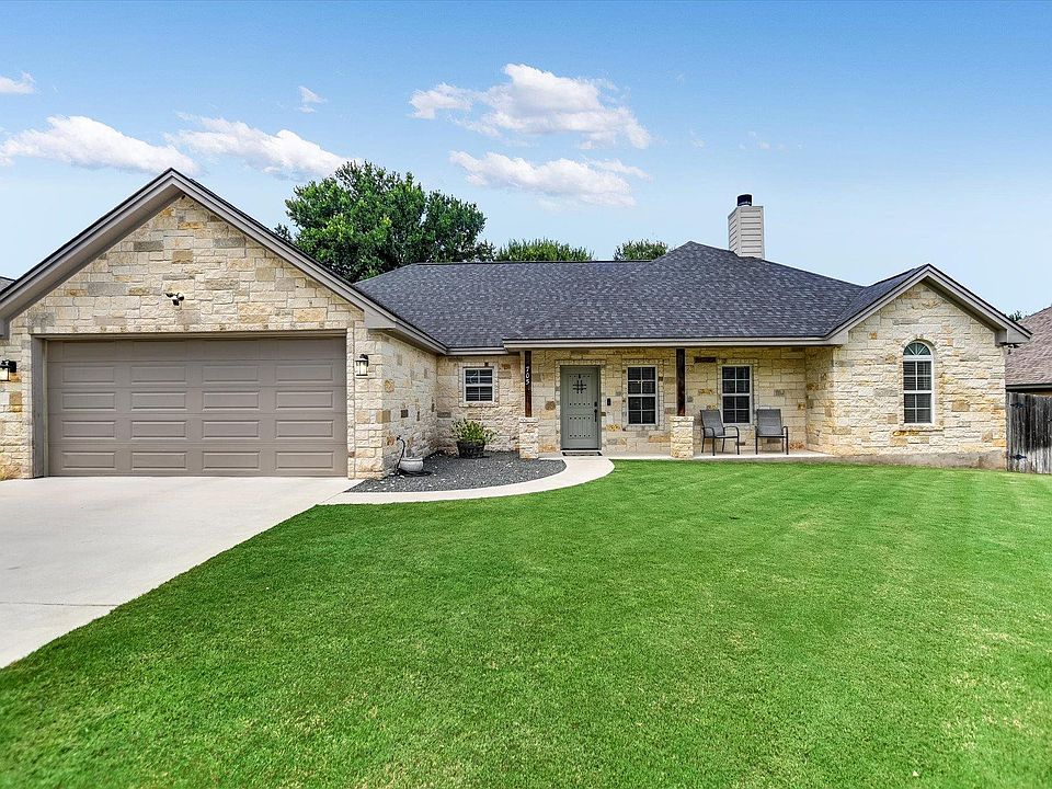 1st image of 705 Woodland Park Drive