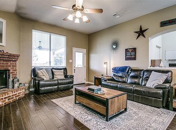 3rd image of 3301 Aqueduct Ct