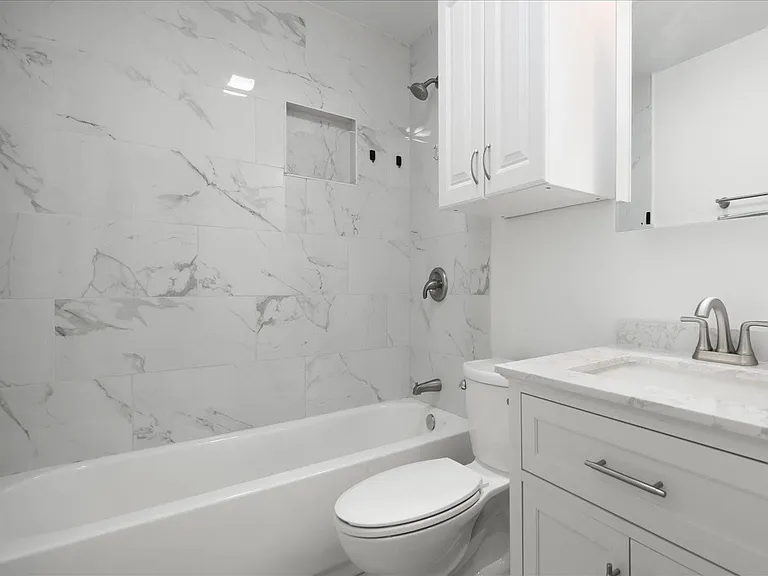 220 Sailmaster St #A — Photo 18