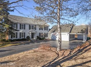 24394 N Grandview Dr, Lake Barrington, IL 60010