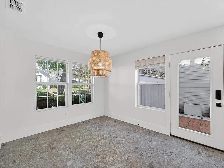 1133 Sandy Creek Dr — Photo 12