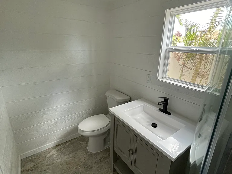 26 E Waipuilani Rd #A — Photo 6