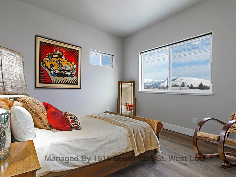 1301 Ronan St #101 — Photo 12
