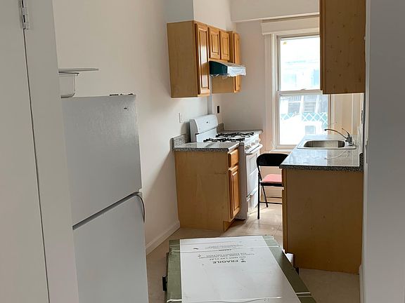 2nd image of 1873 Haring St Unit 1