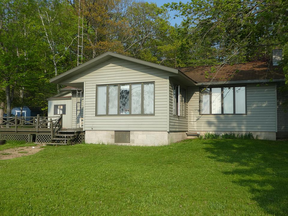 1st image of 142 Lake Shore Dr