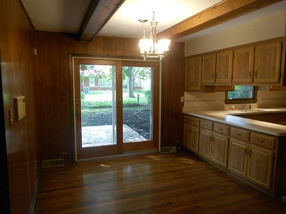 5th image of 754 Central Park Ave