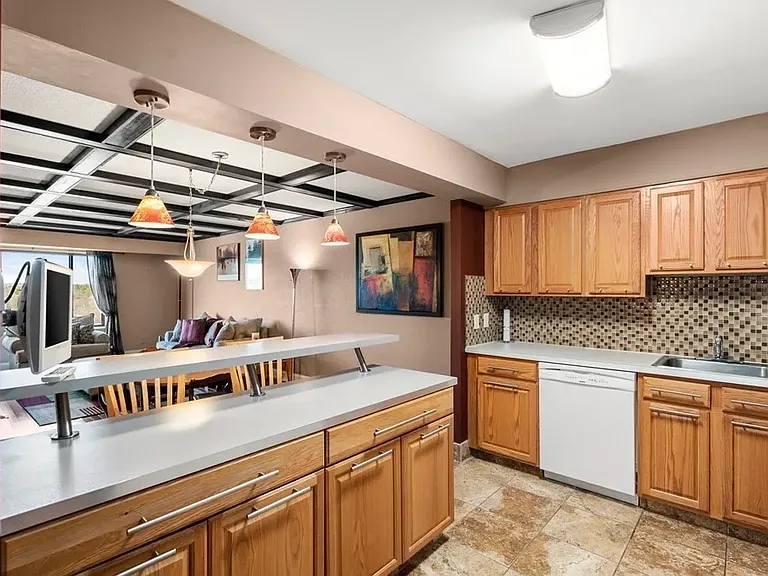 1500 Worcester Rd #716 — Photo 4