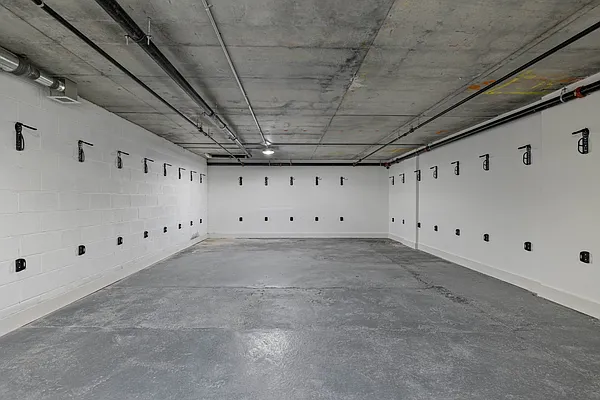 Rented by ERNY LLC | media 28