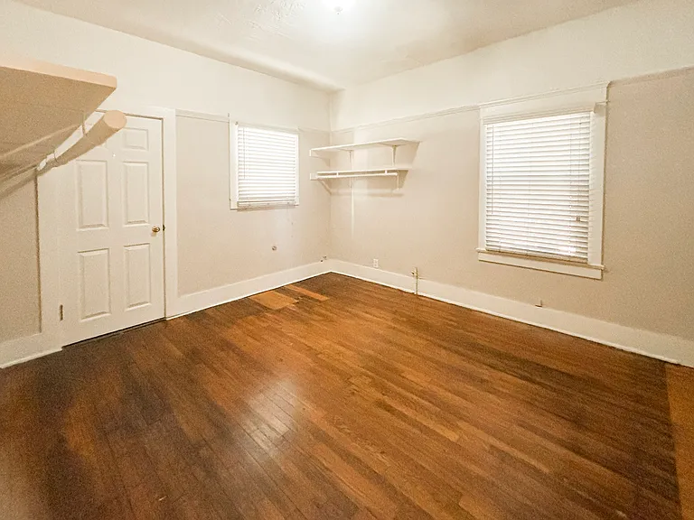 2055 Kettner Blvd — Photo 9