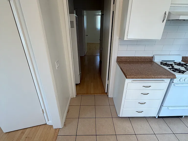 2741 Piedmont Ave #9 — Photo 21
