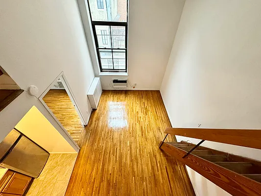 Rented by J PRESTON AND ASSOCIATES INC | media 4