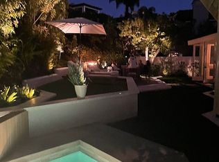 2 Harbor Pointe Dr, Corona Del Mar, CA 92625