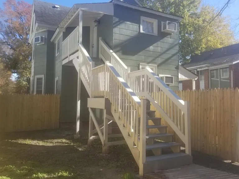 546 Broad St — Photo 20