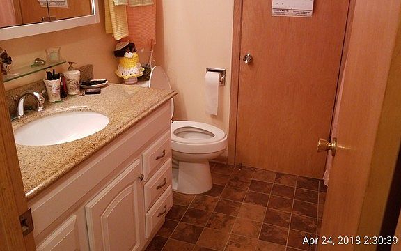 5th image of 16800 Ellis Ct