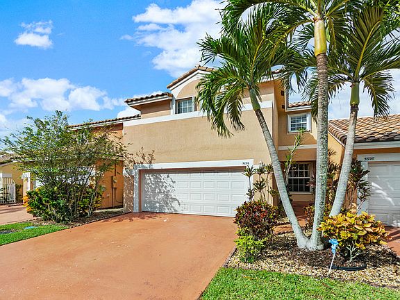 Home For Sale In Addison Court