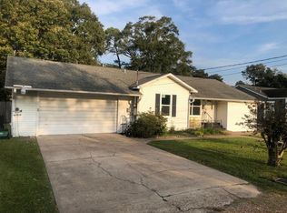 6375 Monroe Blvd, Groves, TX 77619