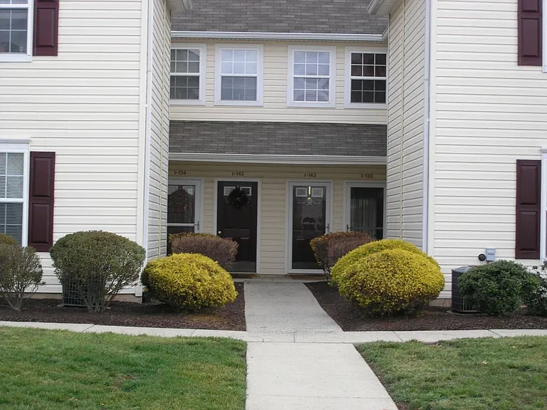 166 Wrangler Ct — Photo 1